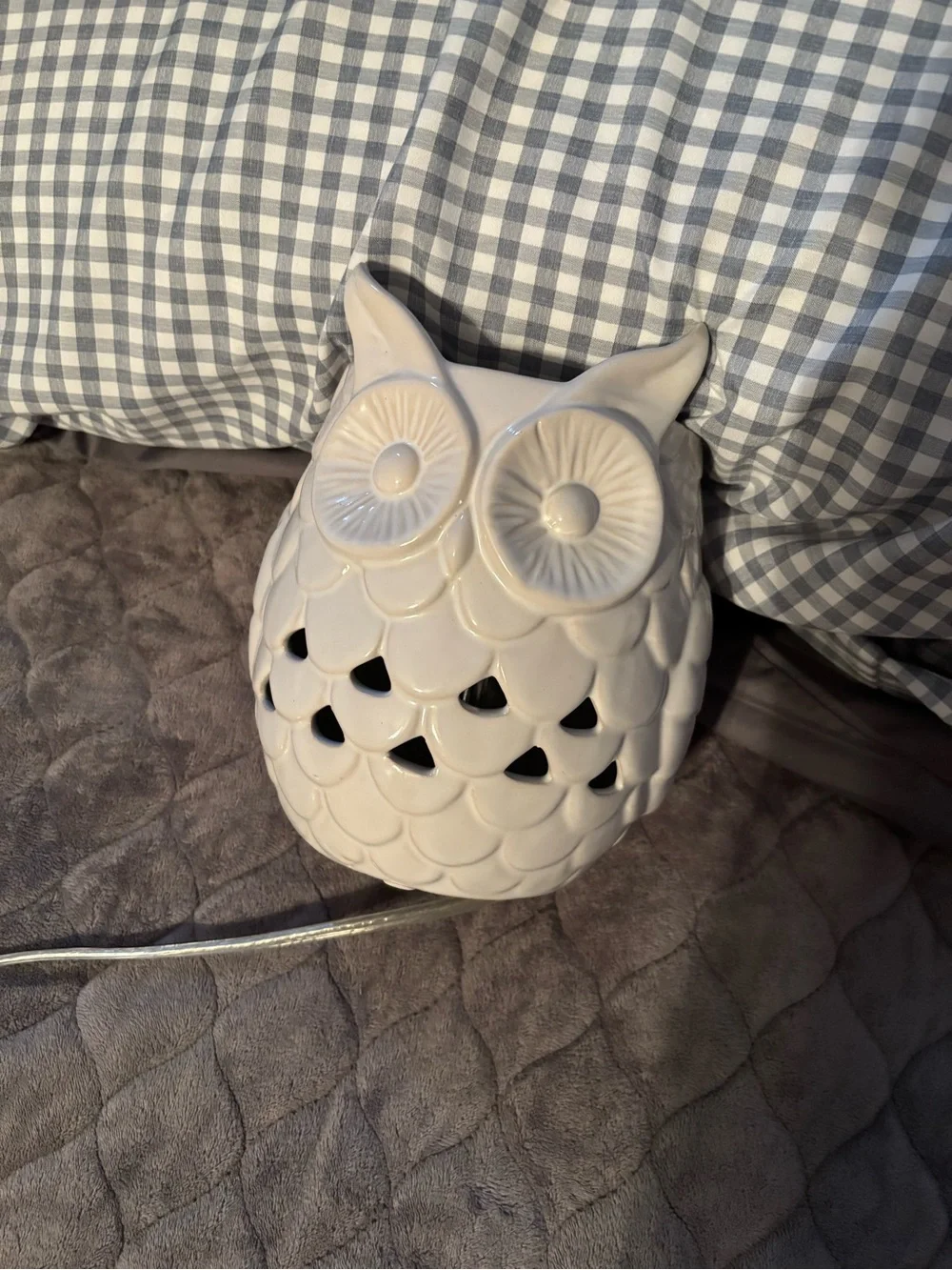 Yankee Candle White Ceramic Owl Scenterpiece